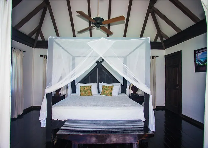 Cocos Hotel Antigua (Adults Only)